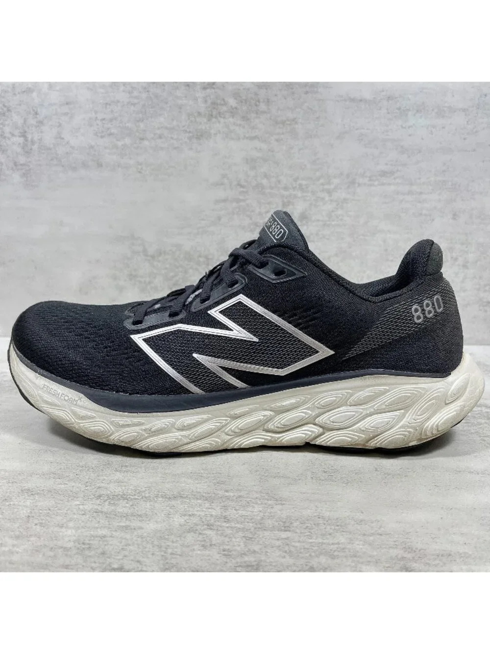 New Balance Fresh Foam 880v14 Running Shoes - Women's Size 8.5 - Black